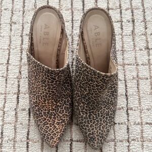 ABLE Rojas Mule Napa Leopard | 9.5
